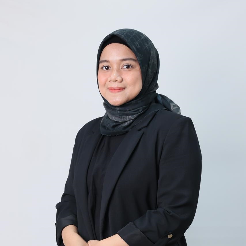 Ayu Oktavia, S.H.